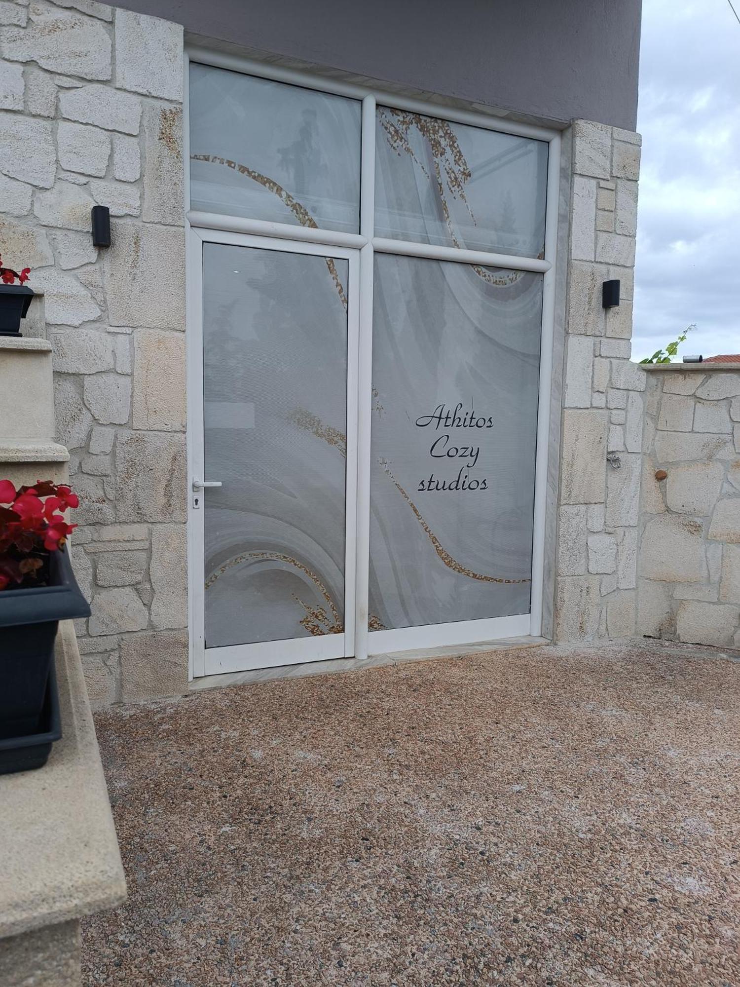 Athitos Cozy Studios Afytos Exterior photo